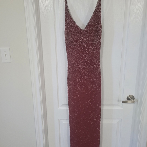 Elegant ESH Design wine red evening gown - Picture 6 of 10